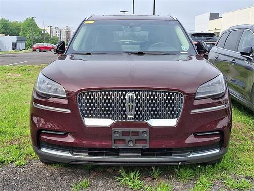 2022 Lincoln Aviator Standard AWD