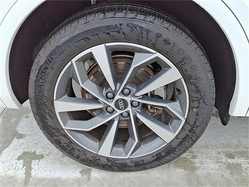 2023 Audi Q5 45 S line Premium Plus