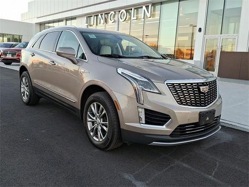 2023 Cadillac XT5 Premium Luxury