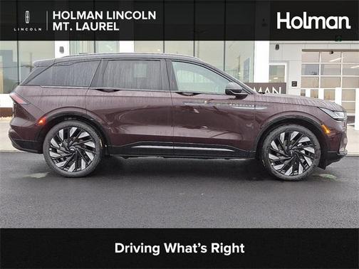 2025 Lincoln Nautilus Reserve