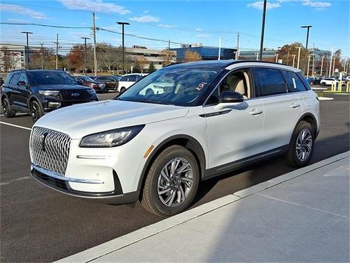 2026 Lincoln Corsair Premiere