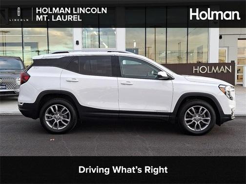 2022 GMC Terrain SLT