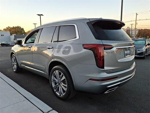 2023 Cadillac XT6 Premium Luxury AWD