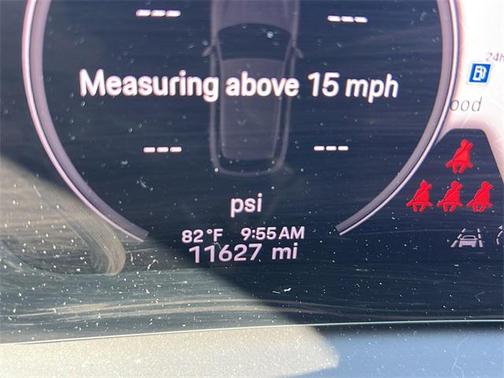 2024 Porsche Cayenne Base