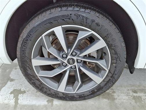 2023 Audi Q5 45 S line Premium Plus