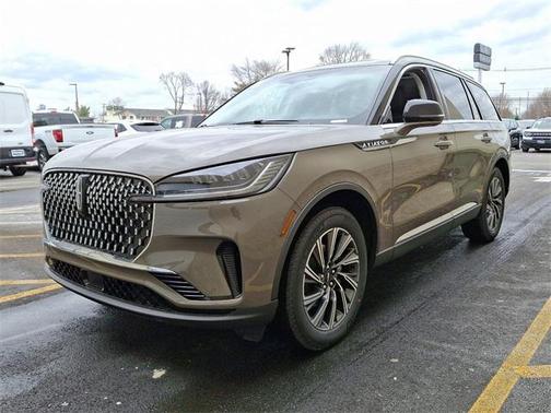 2025 Lincoln Aviator Premiere