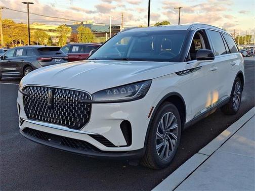 2025 Lincoln Aviator Premiere
