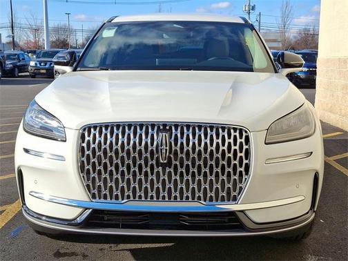 2025 Lincoln Corsair Premiere