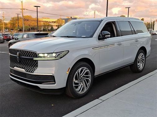 2025 Lincoln Navigator Reserve