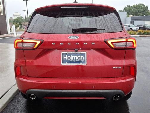 2024 Ford Escape ST-Line Elite