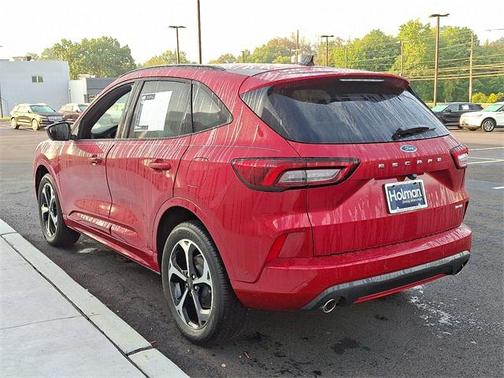 2024 Ford Escape ST-Line Elite