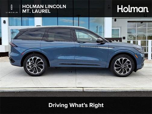 2025 Lincoln Nautilus Reserve