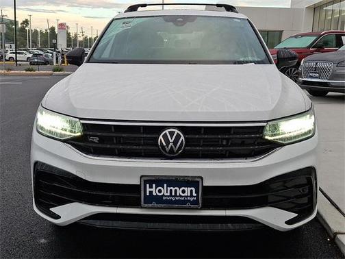 2022 Volkswagen Tiguan 2.0T SE R-Line Black 4MOTION