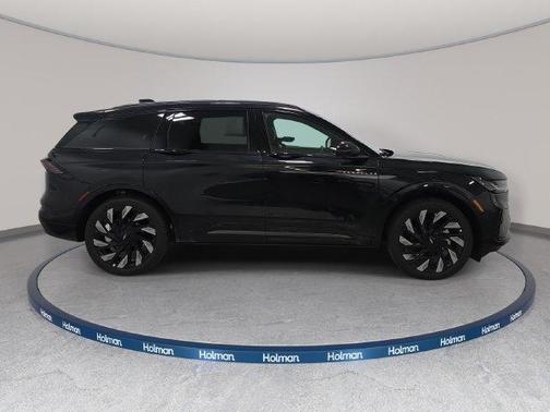 Black Metallic 2026 Lincoln Nautilus Reserve