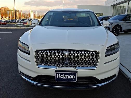 2022 Lincoln Nautilus Standard