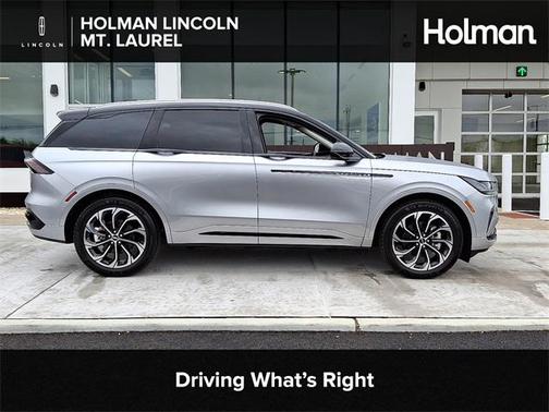 2025 Lincoln Nautilus Reserve