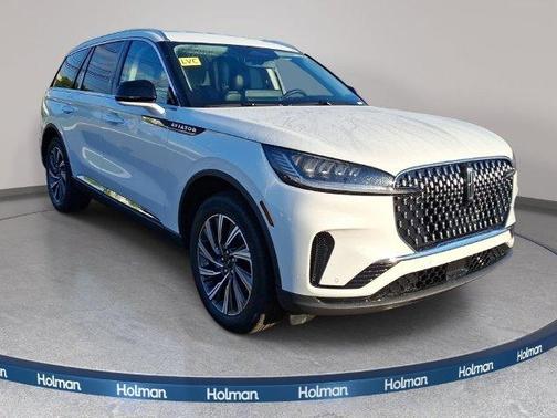 Pristine White 2026 Lincoln Aviator Premiere