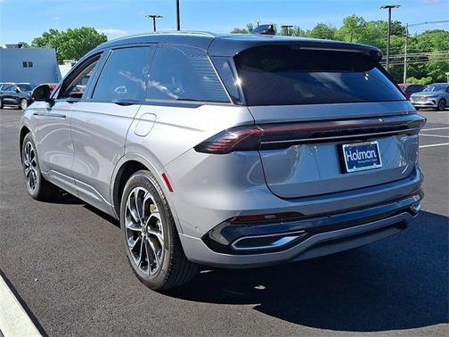 2024 Lincoln Nautilus Reserve