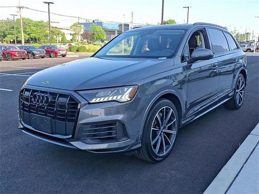 2021 Audi Q7 55 Prestige