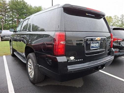 2019 Chevrolet Suburban LT