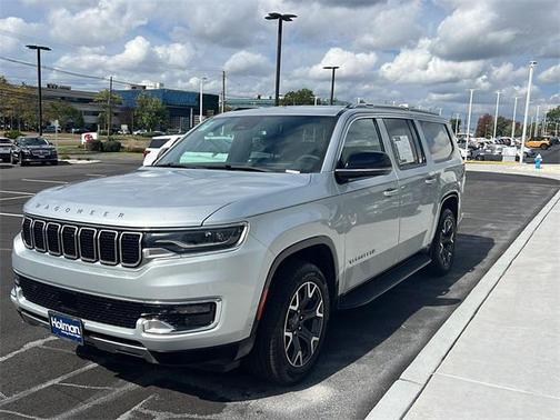 2023 Jeep Wagoneer L Series III 4x4