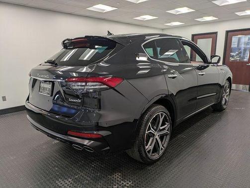 2022 Maserati Levante Modena