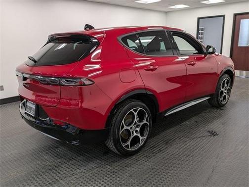 2024 Alfa Romeo Tonale Ti