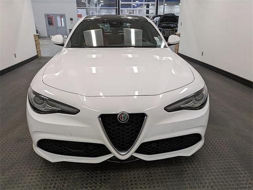 2022 Alfa Romeo Giulia Ti