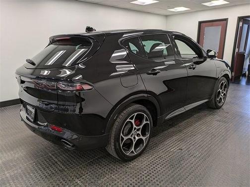 2024 Alfa Romeo Tonale Veloce