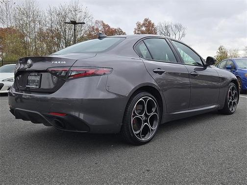 2025 Alfa Romeo Giulia 