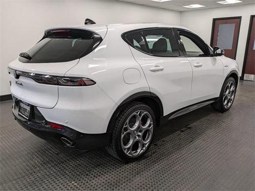 2024 Alfa Romeo Tonale Veloce
