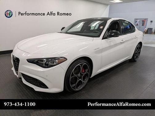 2024 Alfa Romeo Giulia Veloce