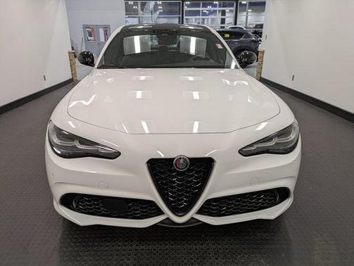 2024 Alfa Romeo Giulia Veloce