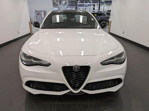 2024 Alfa Romeo Giulia Veloce