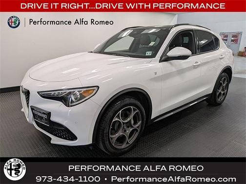 2022 Alfa Romeo Stelvio Ti