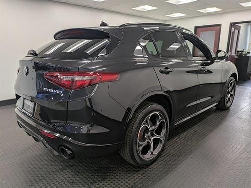 2022 Alfa Romeo Stelvio Ti