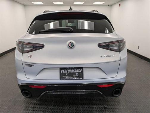 2024 Alfa Romeo Stelvio Veloce