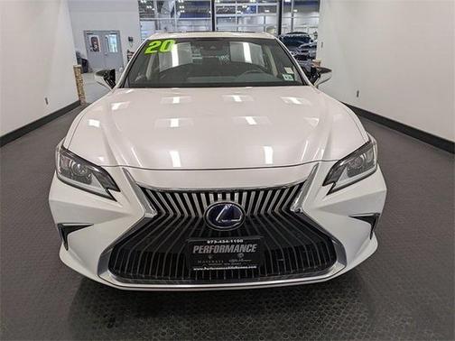 2020 Lexus ES 300h Luxury