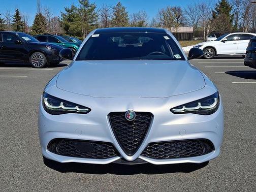 2025 Alfa Romeo Giulia 