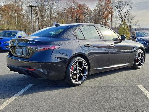 2025 Alfa Romeo Giulia 