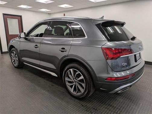 2022 Audi Q5 45 S line quattro Premium