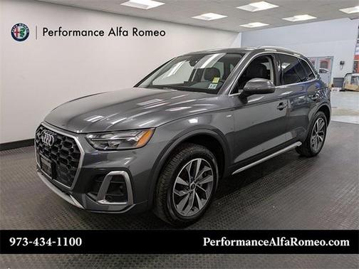 2022 Audi Q5 45 S line quattro Premium