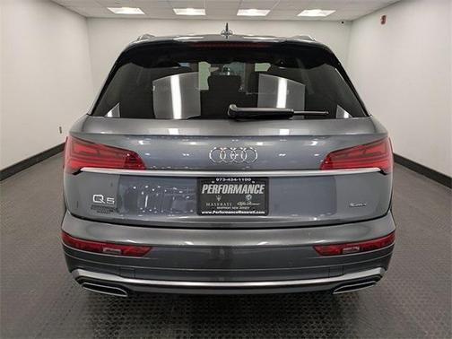 2022 Audi Q5 45 S line quattro Premium