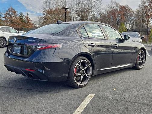 2024 Alfa Romeo Giulia Veloce