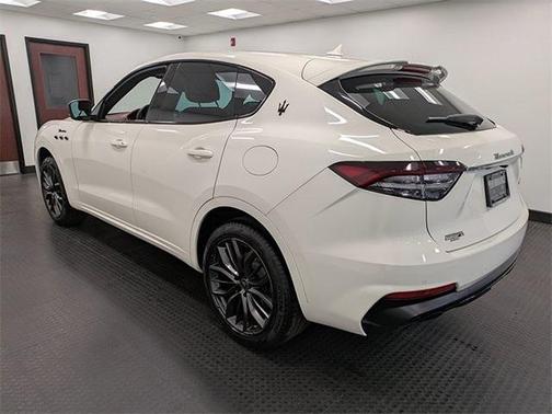 2022 Maserati Levante Modena