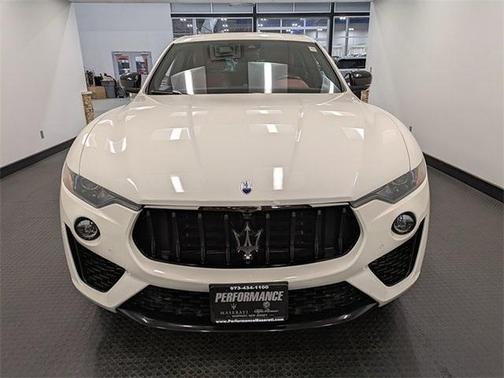2022 Maserati Levante Modena