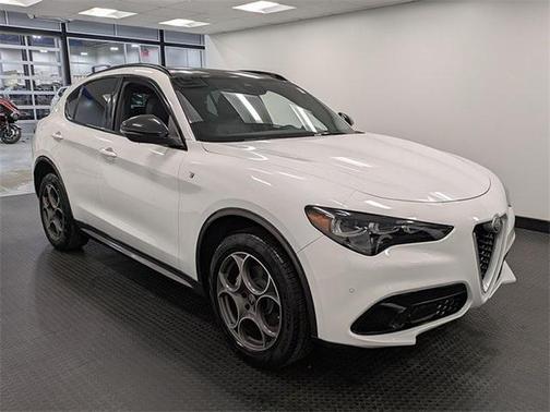 2024 Alfa Romeo Stelvio Ti