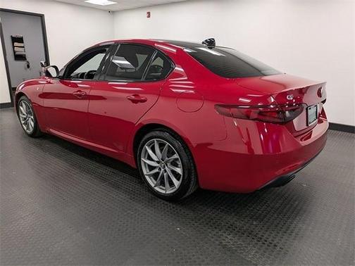 2022 Alfa Romeo Giulia Ti