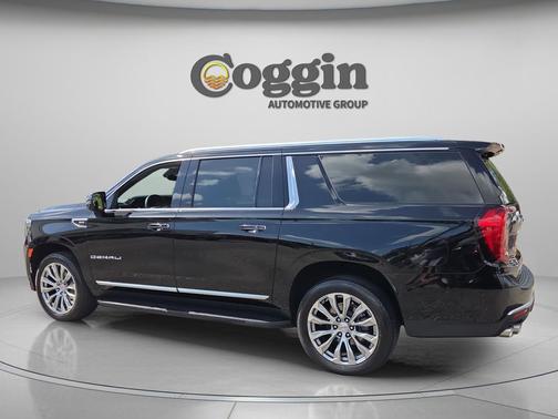 Onyx Black 2024 GMC Yukon XL Denali