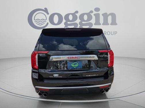 Onyx Black 2024 GMC Yukon XL Denali